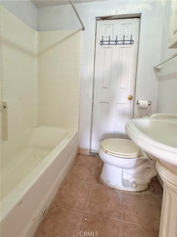 3817 Rosemead Boulevard, Rosemead, CA 91770