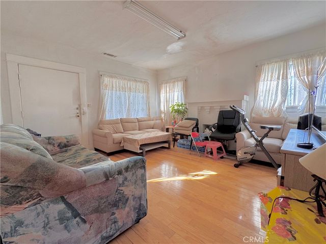 3817 Rosemead Boulevard, Rosemead, CA 91770