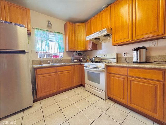 3817 Rosemead Boulevard, Rosemead, CA 91770