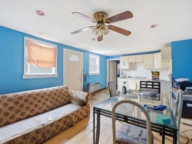 3 Kearsarge Avenue, Woburn, MA 01801
