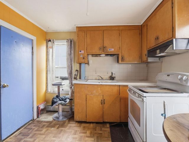 3 Kearsarge Avenue, Woburn, MA 01801