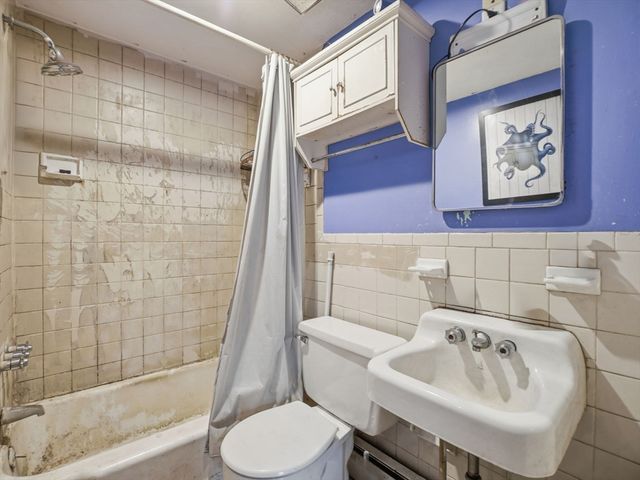 3 Kearsarge Avenue, Woburn, MA 01801