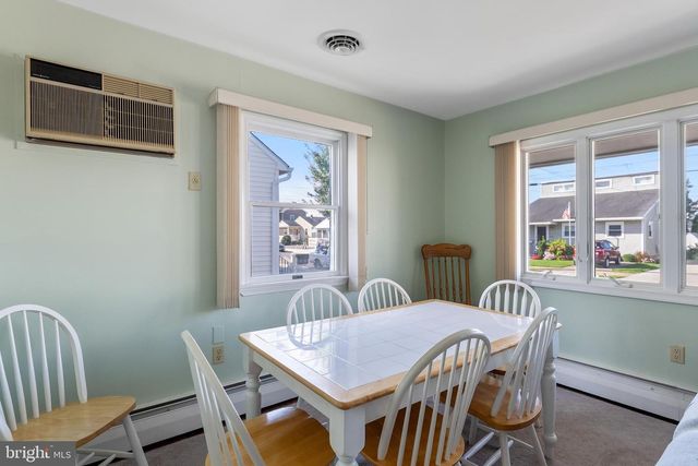 107 E HOLLYWOOD AVE, Wildwood, NJ 08260