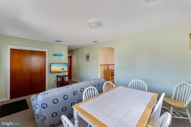 107 E HOLLYWOOD AVE, Wildwood, NJ 08260