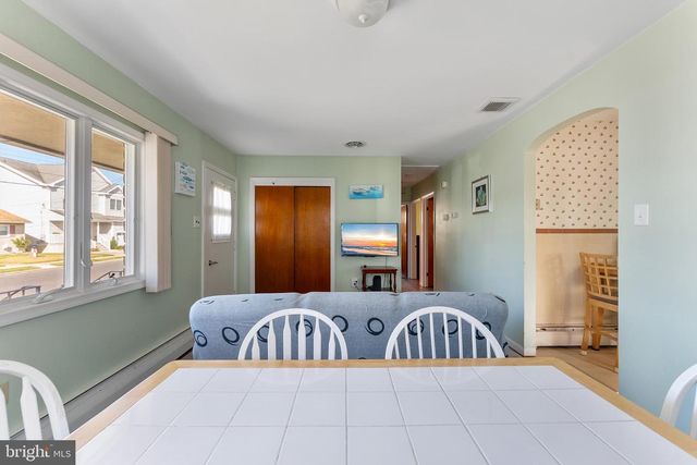 107 E HOLLYWOOD AVE, Wildwood, NJ 08260