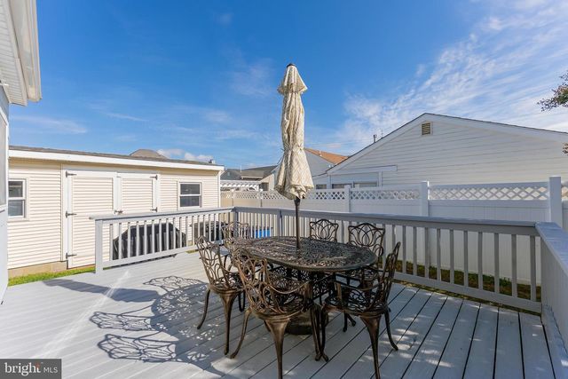 107 E HOLLYWOOD AVE, Wildwood, NJ 08260