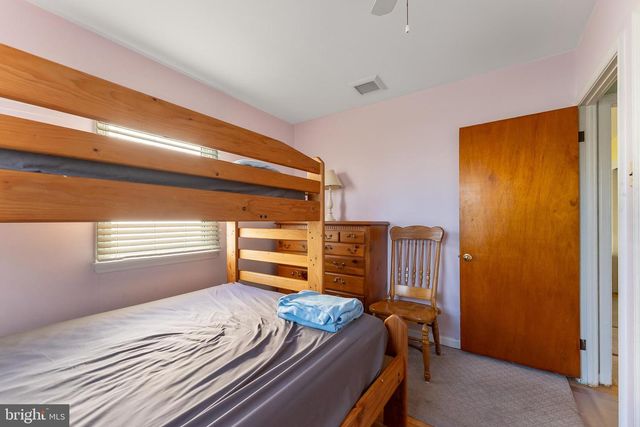 107 E HOLLYWOOD AVE, Wildwood, NJ 08260