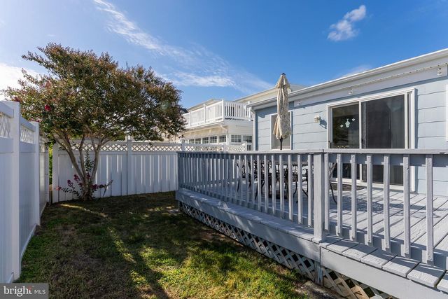 107 E HOLLYWOOD AVE, Wildwood, NJ 08260
