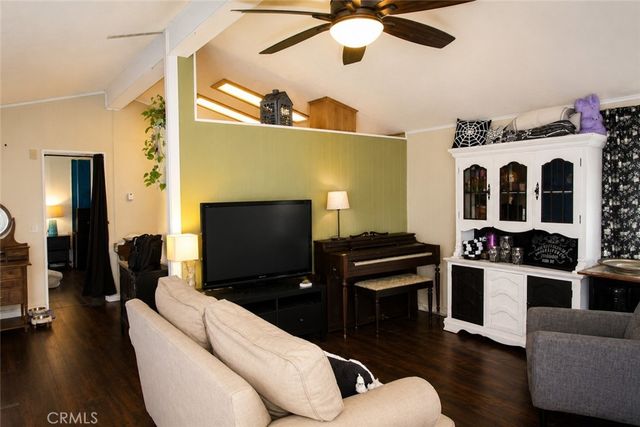80 Huntington 513, Huntington Beach, CA 92648