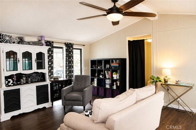 80 Huntington 513, Huntington Beach, CA 92648