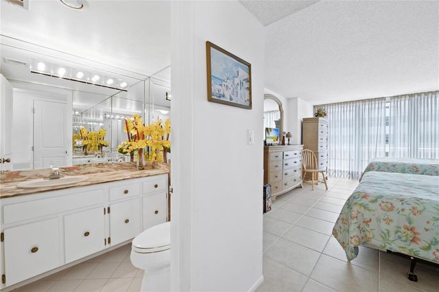 4020 Galt Ocean Drive 412, Fort Lauderdale, FL 33308