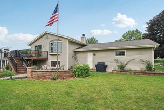 1609 Larkspur LANE, West Bend, WI 53090