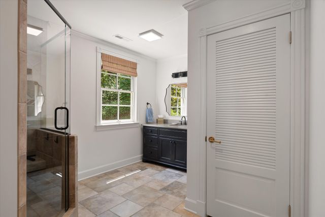 2301 Chickering Ln, Nashville, TN 37215