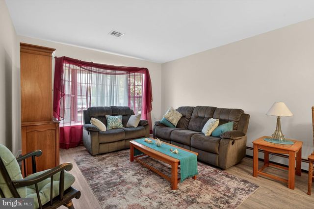 152 PULASKI BLVD, Toms River, NJ 08757