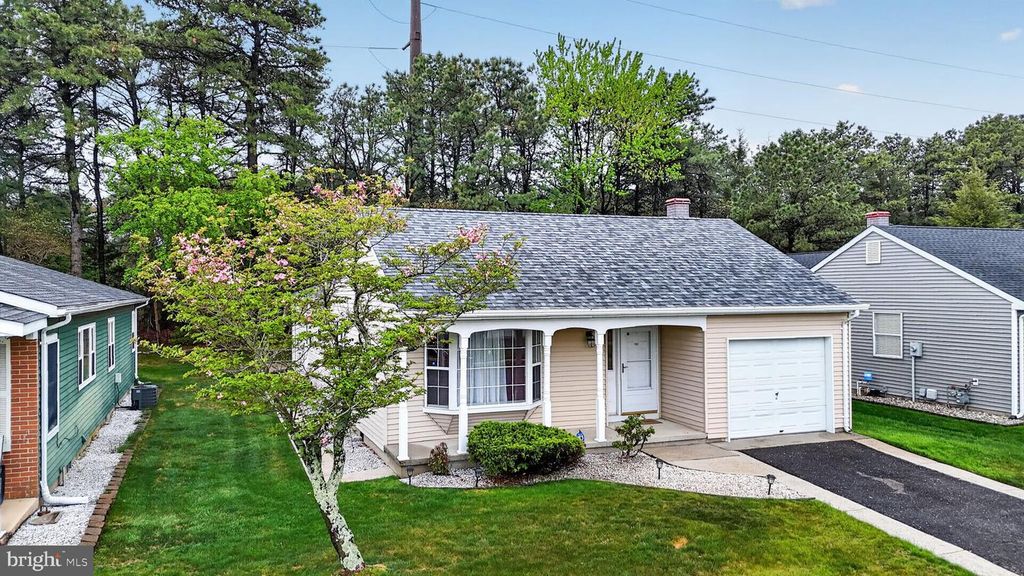 152 PULASKI BLVD, Toms River, NJ 08757