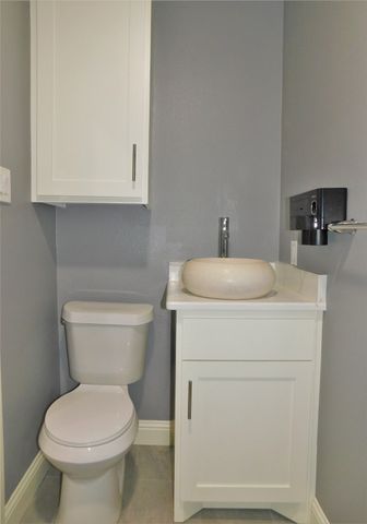 1422 N Locust Street, Denton, TX 76201