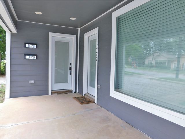 1422 N Locust Street, Denton, TX 76201