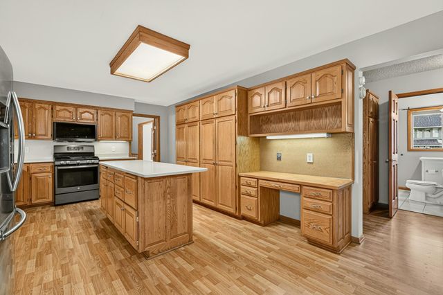 1321 Woodland Drive SW, Rochester, MN 55902