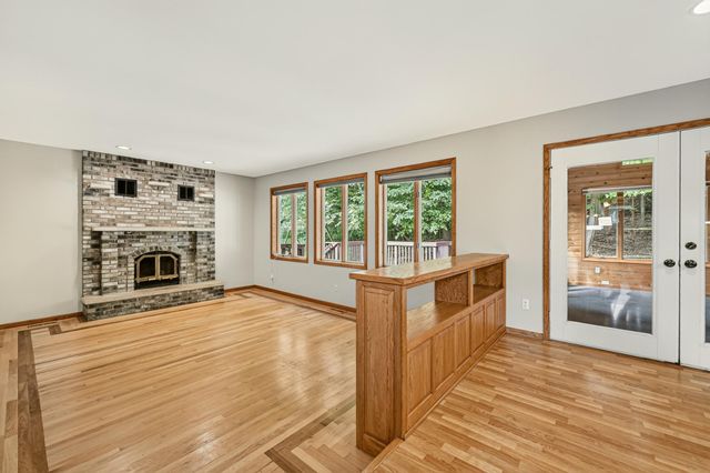 1321 Woodland Drive SW, Rochester, MN 55902