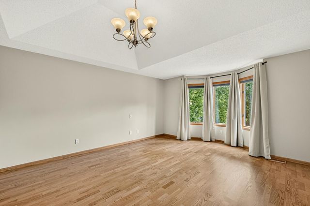 1321 Woodland Drive SW, Rochester, MN 55902