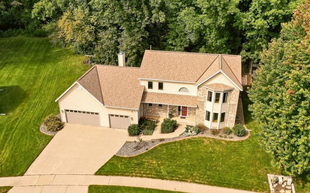 1321 Woodland Drive SW, Rochester, MN 55902