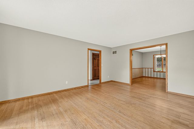 1321 Woodland Drive SW, Rochester, MN 55902