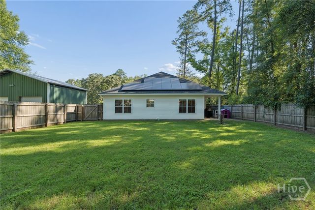 3241 Isle Of Wight Road, Midway, GA 31320