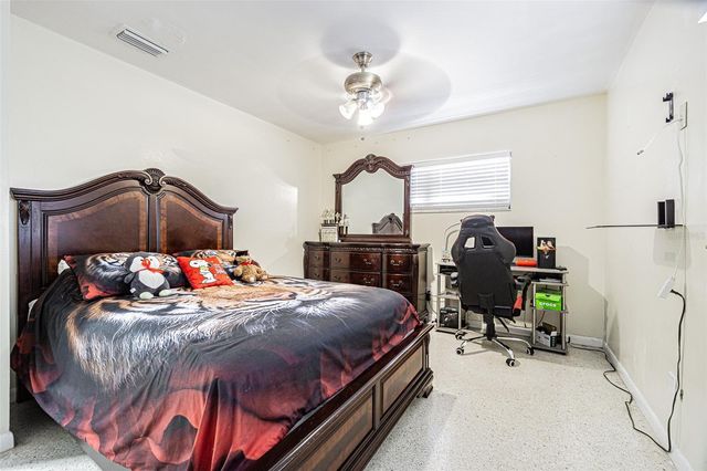 3112 W HENRY AVENUE, Tampa, FL 33614