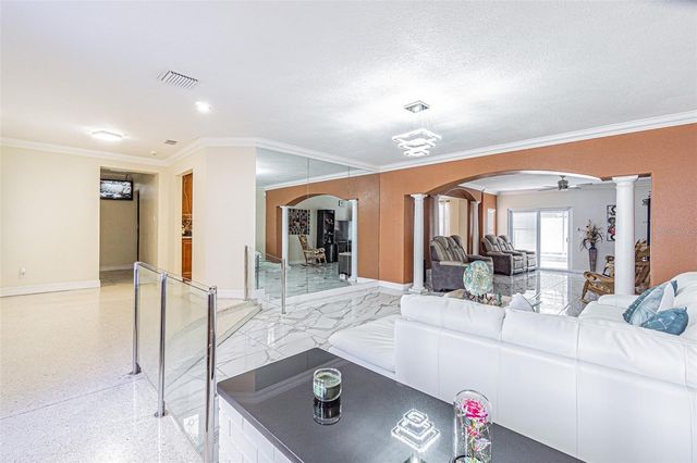 3112 W HENRY AVENUE, Tampa, FL 33614