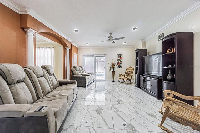 3112 W HENRY AVENUE, Tampa, FL 33614