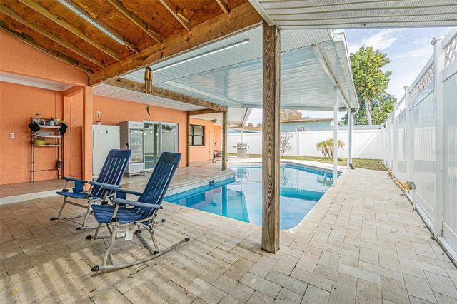 3112 W HENRY AVENUE, Tampa, FL 33614