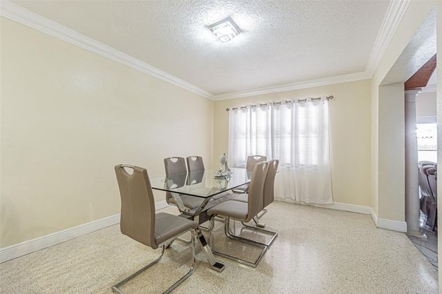 3112 W HENRY AVENUE, Tampa, FL 33614