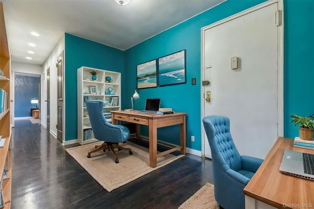 99-10 60th Avenue 2G, Corona, NY 11368