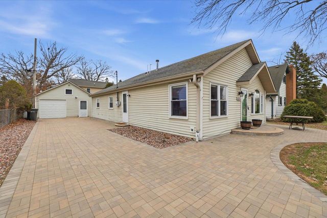 S70W17778 Muskego DRIVE, Muskego, WI 53150