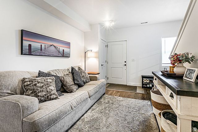 22 N 1100 W, Farmington, UT 84025