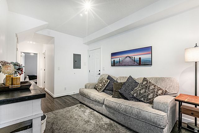 22 N 1100 W, Farmington, UT 84025