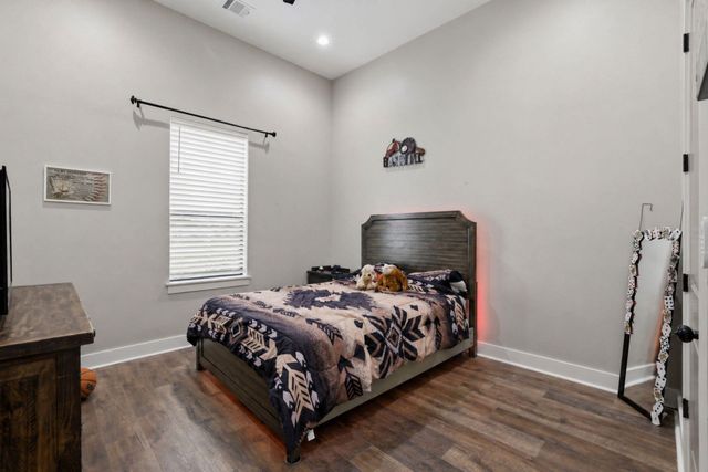 262 Road 660, Dayton, TX 77535