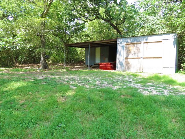 4542 Evergreen Forest Lane, Navasota, TX 77868