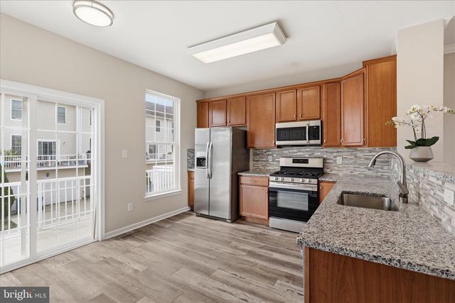25327 ELDRIDGE TER, Chantilly, VA 20152