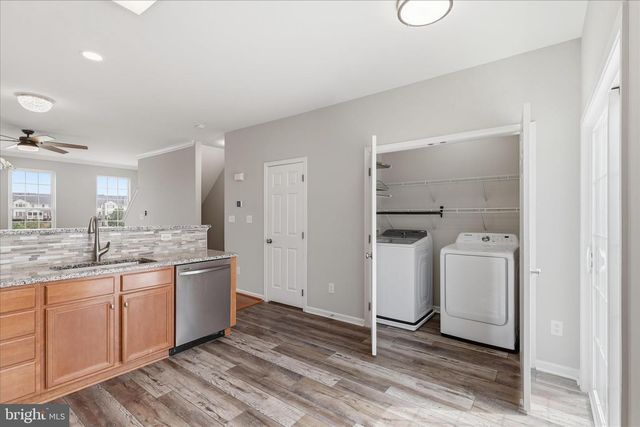 25327 ELDRIDGE TER, Chantilly, VA 20152