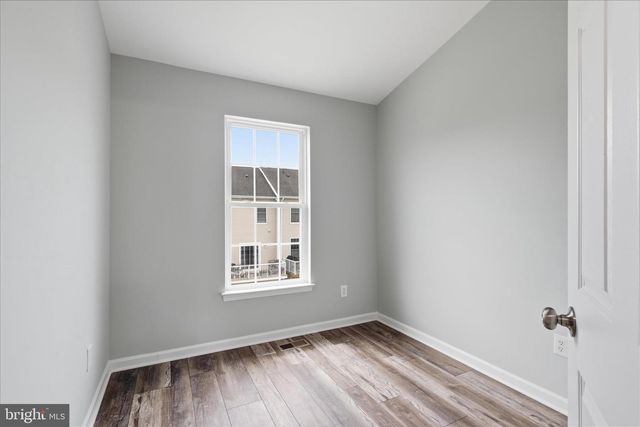 25327 ELDRIDGE TER, Chantilly, VA 20152