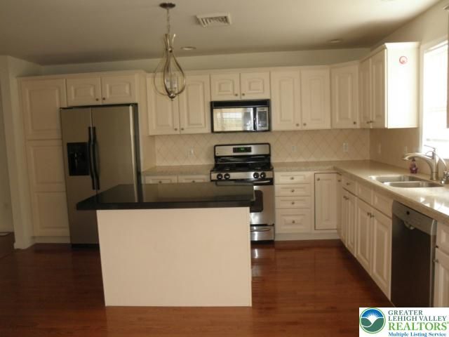 4160 Ross Road, Bethlehem Twp, PA 18020