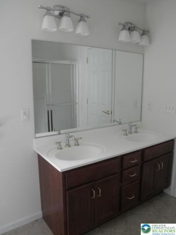 4160 Ross Road, Bethlehem Twp, PA 18020