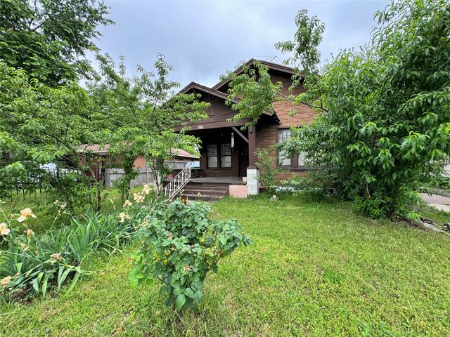 720 W 7th Street, Dallas, TX 75208