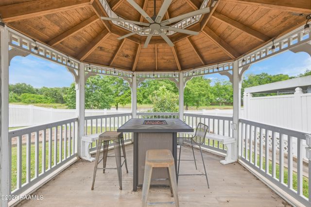 4897 Main Highway, St. Martinville, LA 70582