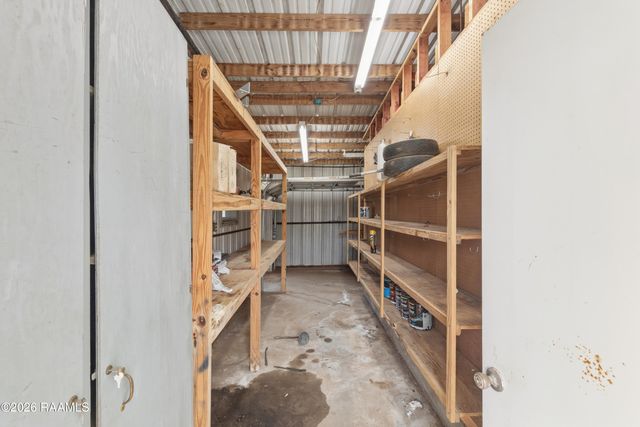 4897 Main Highway, St. Martinville, LA 70582