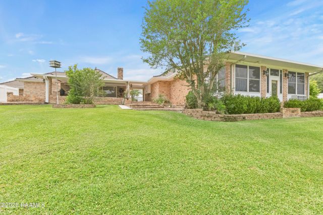 4897 Main Highway, St. Martinville, LA 70582