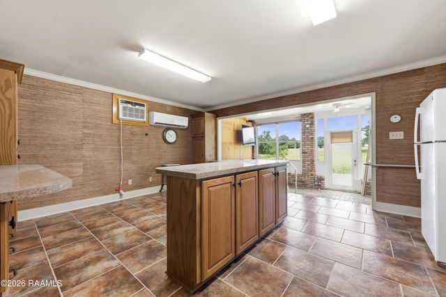 4897 Main Highway, St. Martinville, LA 70582