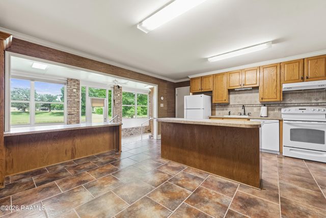 4897 Main Highway, St. Martinville, LA 70582
