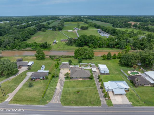 4897 Main Highway, St. Martinville, LA 70582